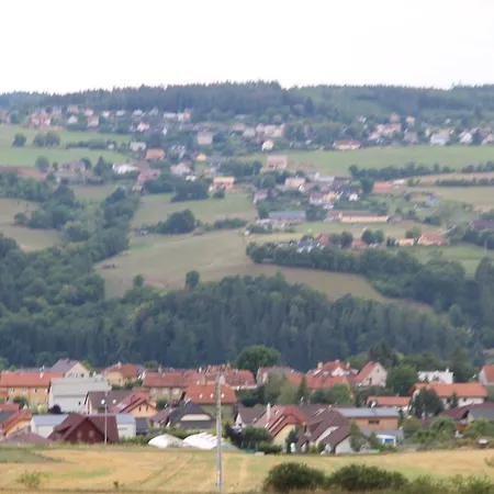 Apartman Se Zahradkou V Krasne Ctvrti Berouna Beroun (Central Bohemian)