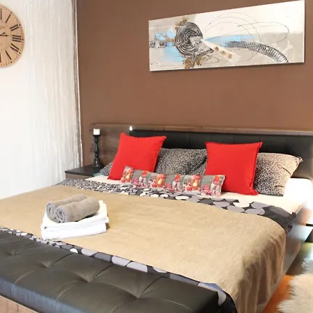 Lejlighed Apartman Se Zahradkou V Krasne Ctvrti Berouna Beroun (Central Bohemian)